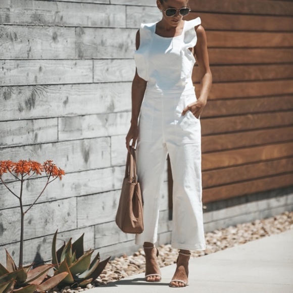 NWT White Open-Back Jumpsuit (Medium) - Picture 1 of 8